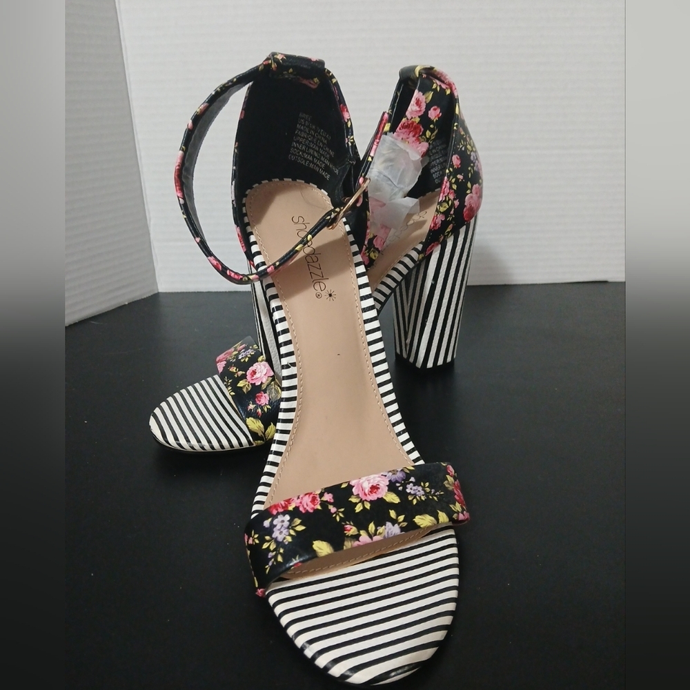 Shoe Dazzle Black Floral & Stripe Ankle Strap Block Heels 9B